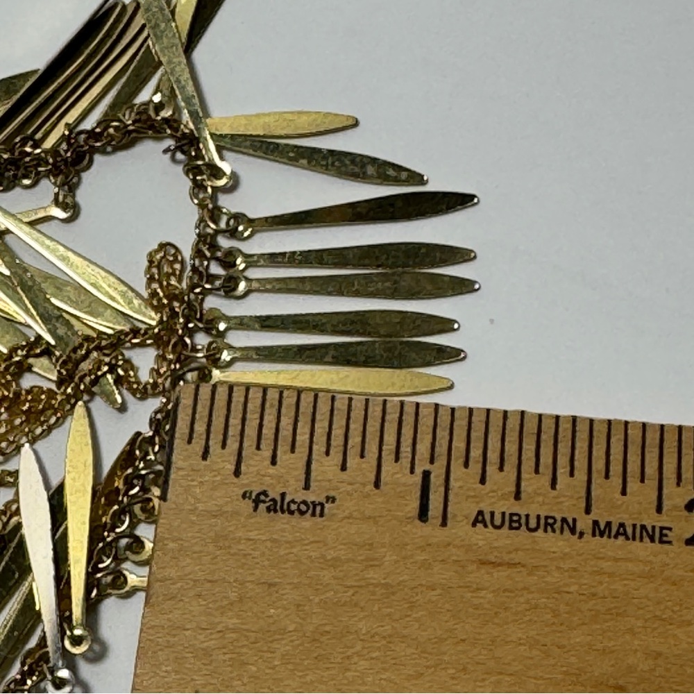 Elegant Gold Feather Necklace and Earring Set 36" - Picture 6 of 8